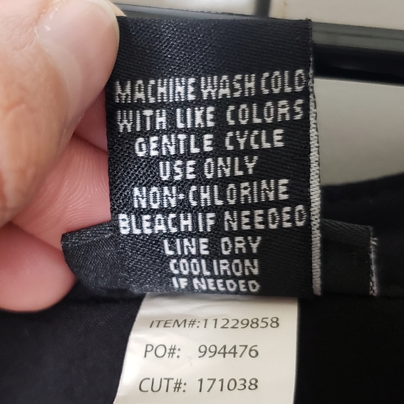 Torrid Black Opaque Challis Dolman Sleeve Blouse - Picture 11 of 12